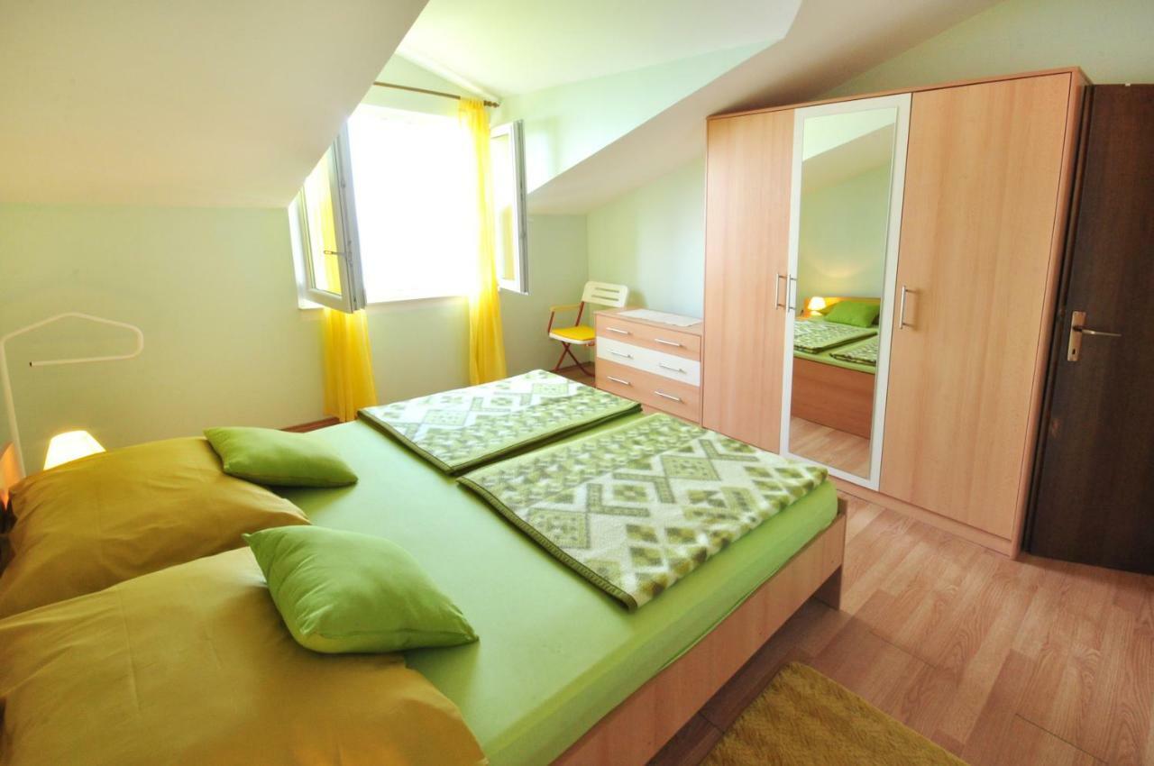 Almissa Apartment Omis Luaran gambar